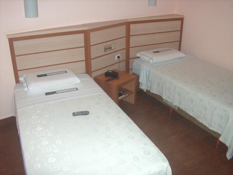Hotel Gramado De Campos กัมโปส โดส กอยตากาเซส ภายนอก รูปภาพ